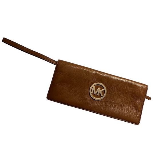 Michael Kors Chestnut Brown Leather Flap Fold, Zippers Wristlet with Gold Logo - Picture 1 of 7